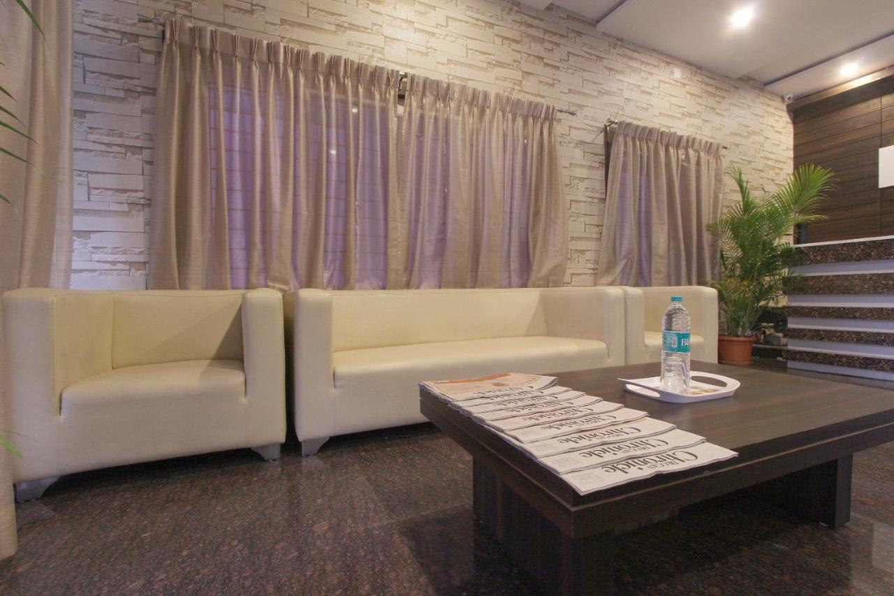 Capital O 70534 Habitat Suites And Rooms Bangalore Extérieur photo