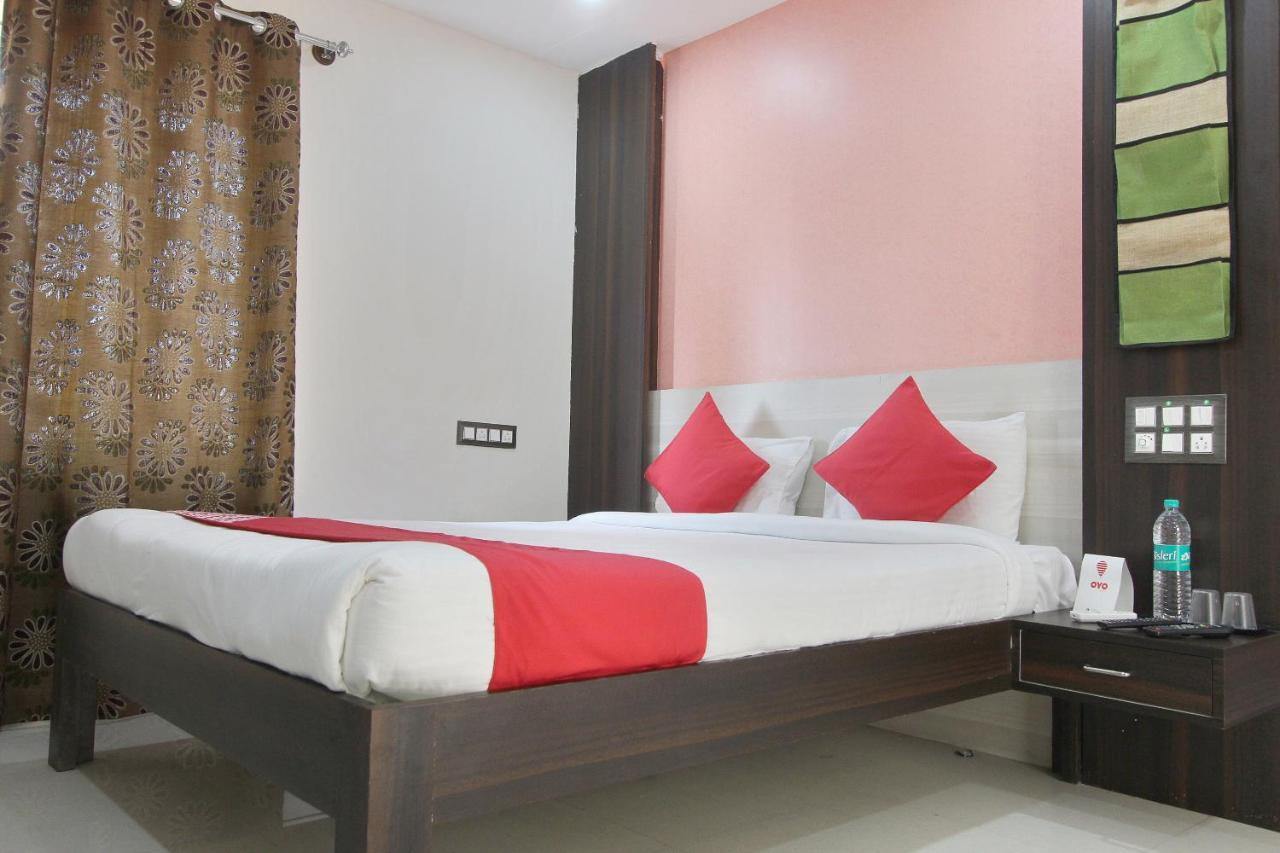 Capital O 70534 Habitat Suites And Rooms Bangalore Extérieur photo