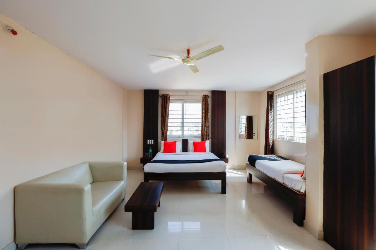 Capital O 70534 Habitat Suites And Rooms Bangalore Extérieur photo