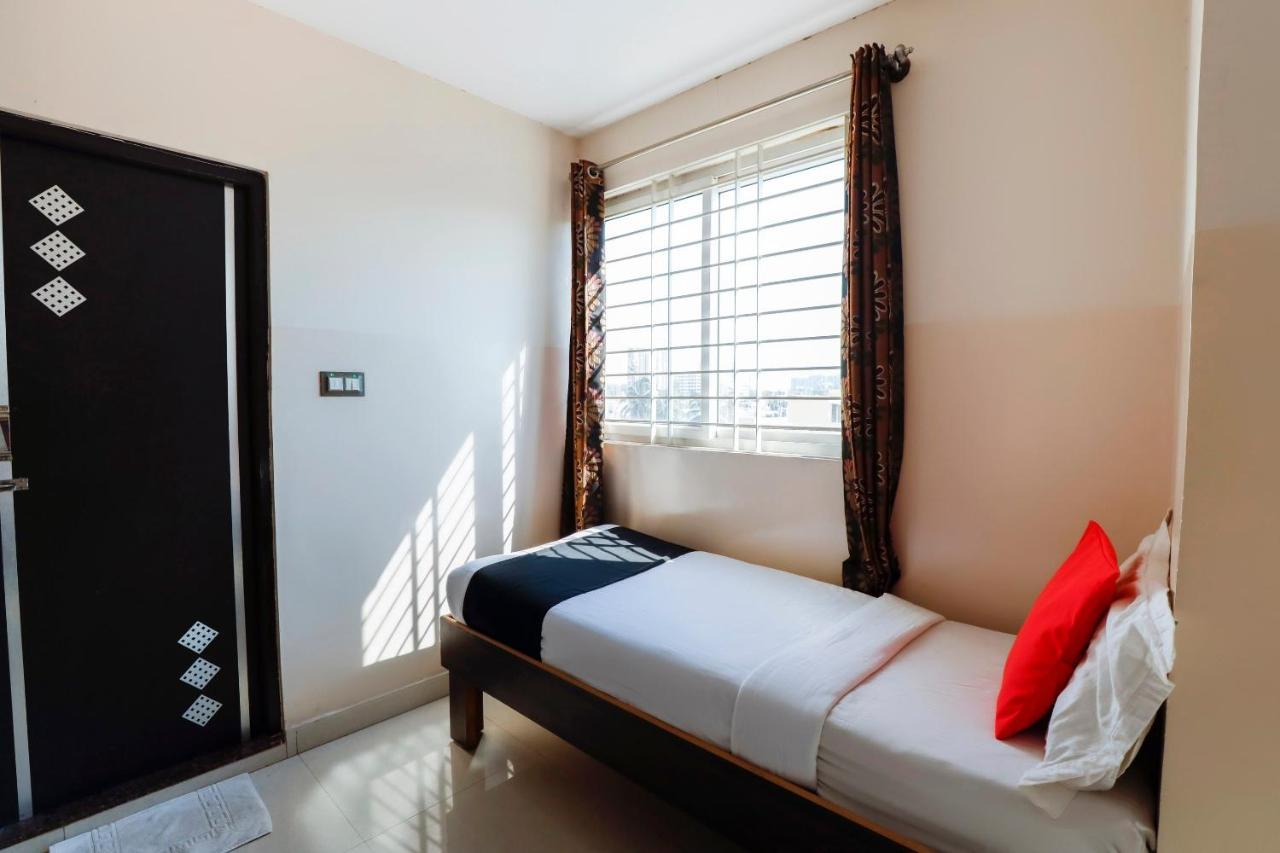 Capital O 70534 Habitat Suites And Rooms Bangalore Extérieur photo