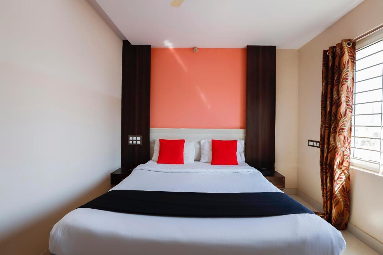 Capital O 70534 Habitat Suites And Rooms Bangalore Extérieur photo